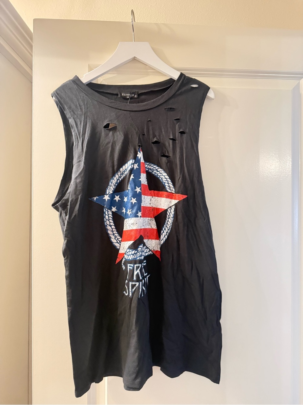 Zutter Black 'Free Spirit' American Flag Muscle Tee